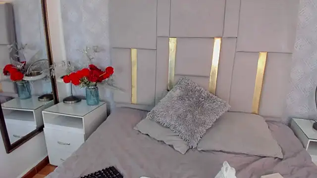 Camilaa Sanchez  online show from February 4, 2:53 pm