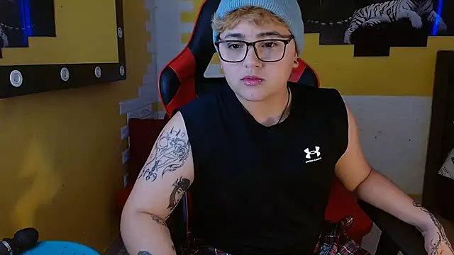 isabeautyx19 online show from September 12, 3:08 pm