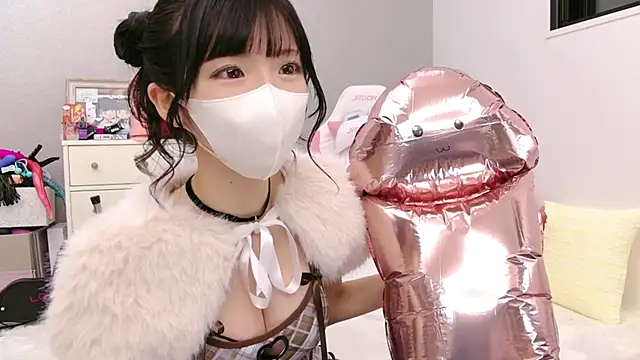 -minami- online show from April 12, 12:08 pm