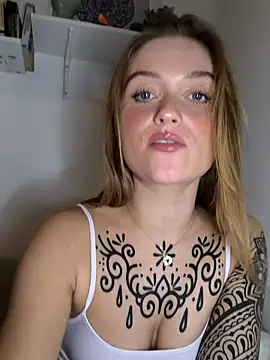Snapshot of Goldloeckchen159 chatting on October 10, 6:46 pm Goldloeckchen159 online show from October 10, 6:46 pm