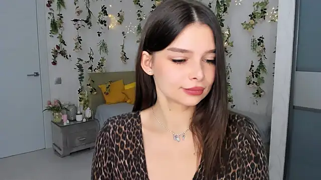 ContinentOfTranquility online show from November 9, 3:24 am