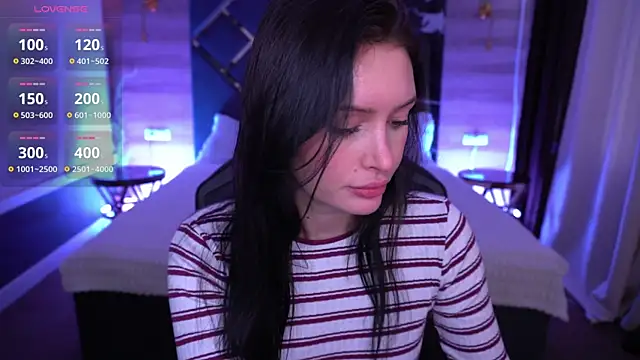 Snapshot of MilaSecrett chatting on October 11, 1:25 pm MilaSecrett online show from October 11, 1:25 pm