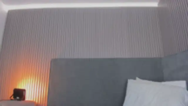 emelie 89 online show from December 5, 12:06 pm