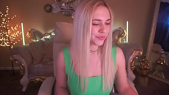 ArishkaLulu online show from March 11, 6:50 am