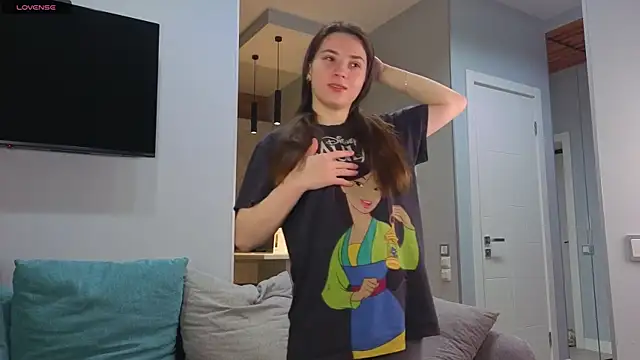 DonnaBurkee online show from November 8, 4:17 am