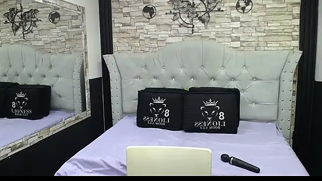 Snapshot of sia_cavad chatting on September 24, 12:59 pm sia cavad online show from September 24, 12:59 pm