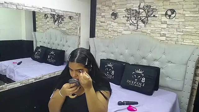 sia cavad online show from November 25, 1:02 pm