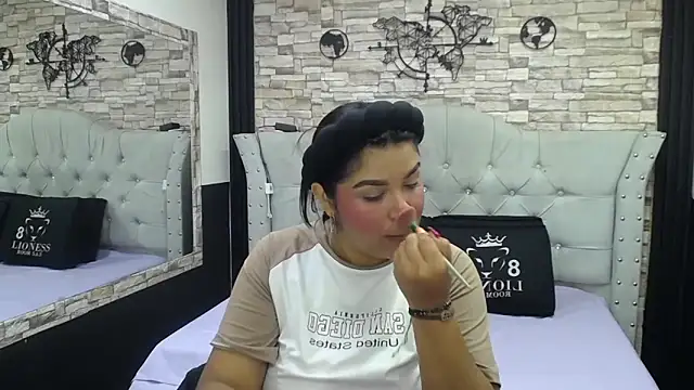 Snapshot of sia_cavad chatting on September 11, 1:11 pm sia cavad online show from September 11, 1:11 pm