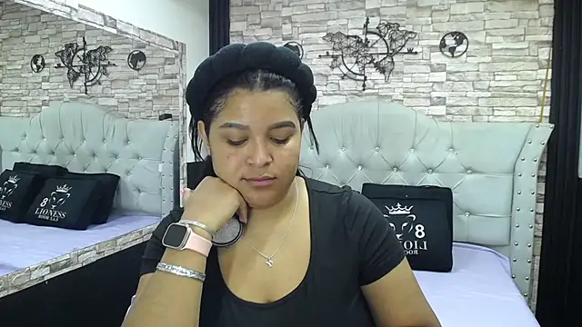 Snapshot of sia_cavad chatting on September 13, 1:19 pm sia cavad online show from September 13, 1:19 pm