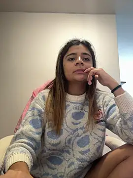 pamell col online show from April 8, 2:52 pm