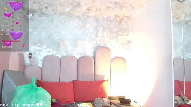 puca ebony online show from March 30, 4:50 pm