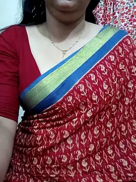 Priya Boudi online show from November 6, 7:09 pm