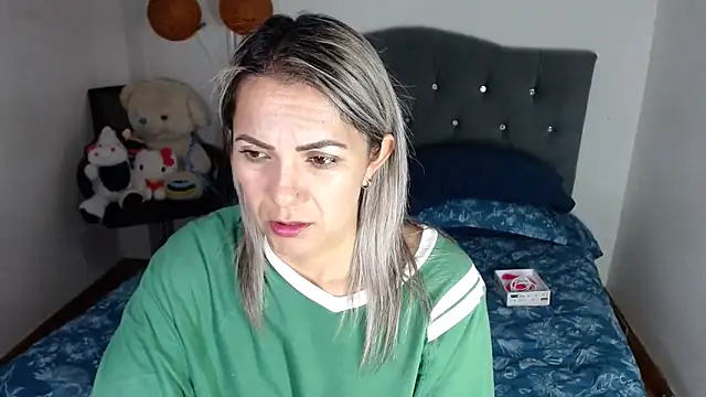 Chantal hott online show from March 4, 9:32 pm