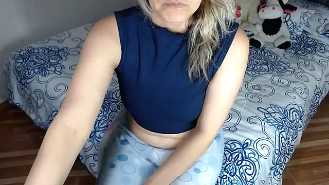 Chantal hott online show from March 31, 9:04 pm