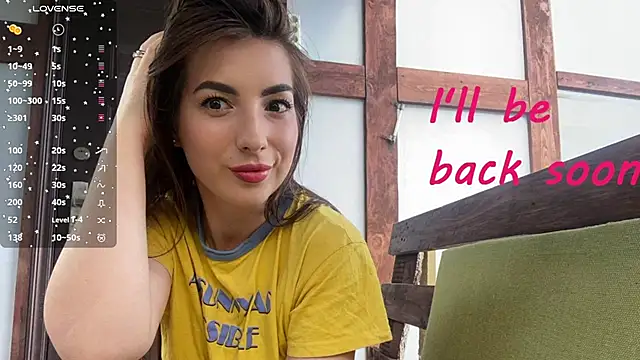 Fiery Brunette  online show from November 26, 2:40 pm