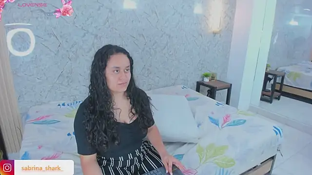 sabrina shark  online show from November 18, 3:18 am