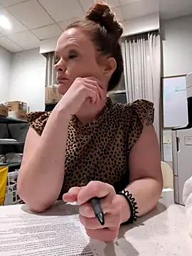 sexiginger22 online show from March 8, 11:03 am