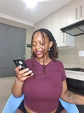 Snapshot of Jazmine-Blue chatting on October 14, 10:12 pm Jazmine-Blue online show from October 14, 10:12 pm