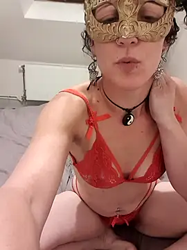 Masquegirlmysterious online show from June 11, 7:27 am