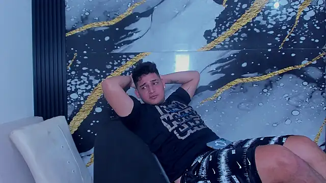 sweethot    online show from September 21, 2:27 pm