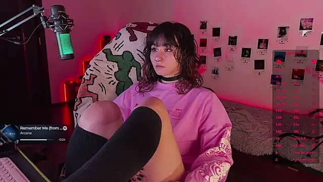 deadlysweet online show from November 24, 1:18 am