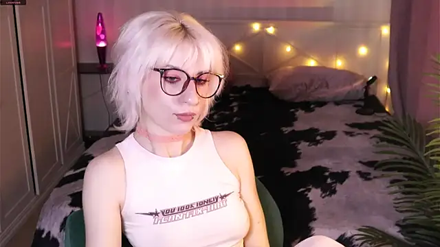  Moonlight t online show from February 12, 10:28 am