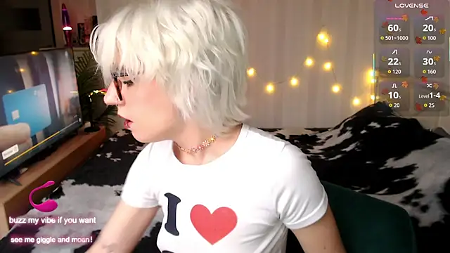  Moonlight t online show from December 3, 9:00 am