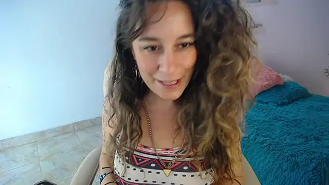 Snapshot of Paula_Paz chatting on September 19, 3:22 pm Paula Paz online show from September 19, 3:22 pm