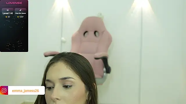 Emma jamess online show from April 1, 5:08 am