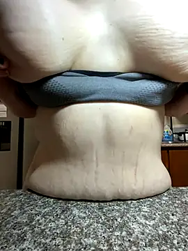Snapshot of fatfabulous1981 chatting on September 13, 6:43 am fatfabulous1981 online show from September 13, 6:43 am