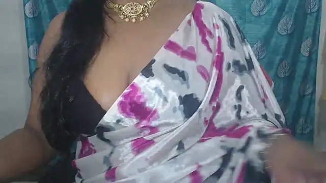 Sophia your online show from March 20, 7:02 am