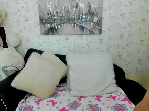 milf bigass  online show from March 2, 12:45 pm