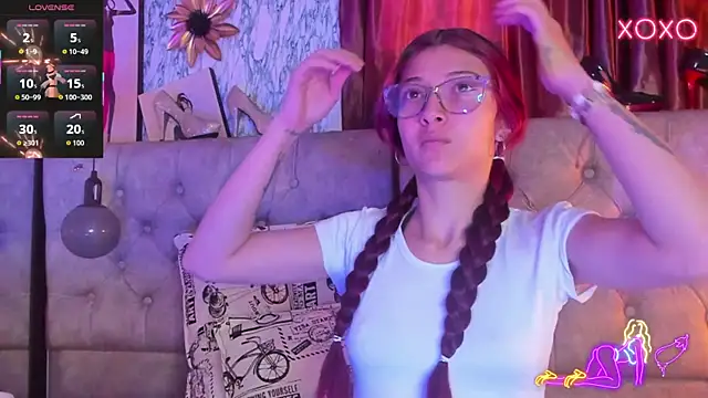  Scarlett 01 online show from January 9, 5:50 pm