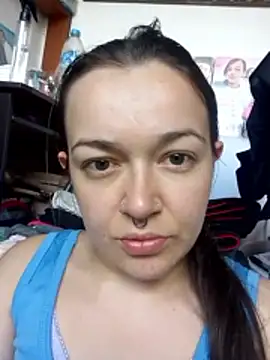 Angela 18honey online show from April 1, 7:11 pm