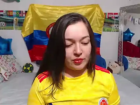 Angela 18honey online show from July 4, 3:24 am