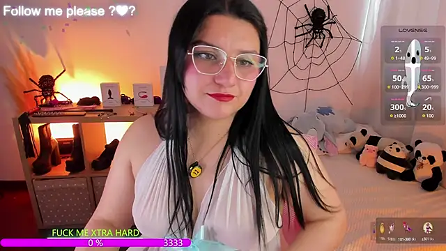 Snapshot of catha_cat chatting on October 6, 6:23 pm catha cat online show from October 6, 6:23 pm