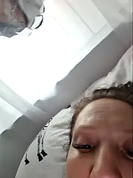 Snapshot of VanessaSquirtt chatting on September 13, 5:04 am VanessaSquirtt online show from September 13, 5:04 am