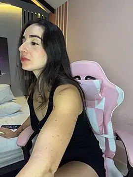 Vicky-Andrade online show from July 25, 1:01 am