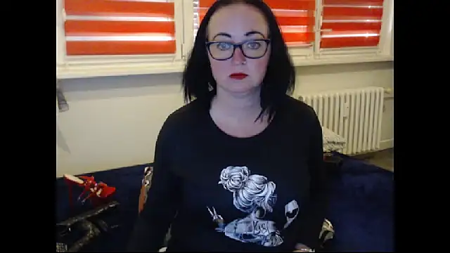 Snapshot of Alexie33 chatting on October 7, 3:16 pm Alexie33 online show from October 7, 3:16 pm