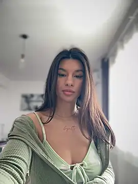 Wet Aarya  online show from March 27, 10:05 am