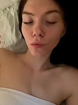 Snapshot of Lisaaa_Alisa chatting on September 11, 4:46 am Lisaaa Alisa online show from September 11, 4:46 am