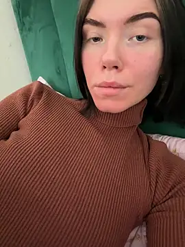 Lisaaa Alisa online show from March 20, 11:15 am