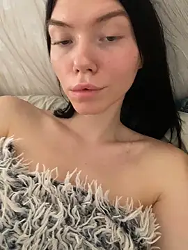 Snapshot of Lisaaa_Alisa chatting on October 8, 4:17 am Lisaaa Alisa online show from October 8, 4:17 am
