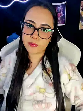 Snapshot of Janna_mnt chatting on October 7, 2:49 am Janna mnt online show from October 7, 2:49 am