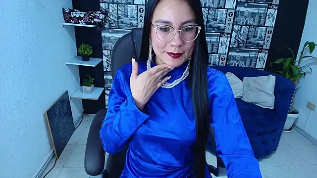 Snapshot of Agata-Moon chatting on October 1, 4:12 pm Agata-Moon online show from October 1, 4:12 pm