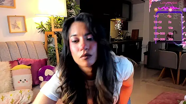 Snapshot of Issa_cooper chatting on September 28, 3:46 am Issa cooper online show from September 28, 3:46 am