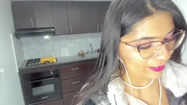 Luna Dumont online show from March 12, 11:02 am