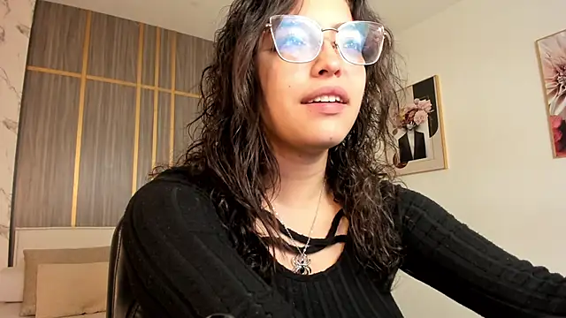 Dollar-girl online show from February 15, 2:05 pm