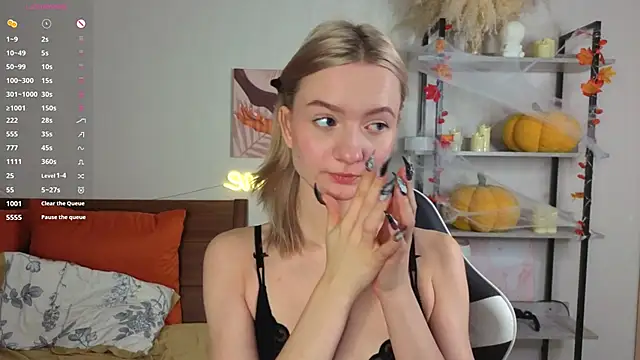 IdaValenti online show from November 24, 11:07 pm