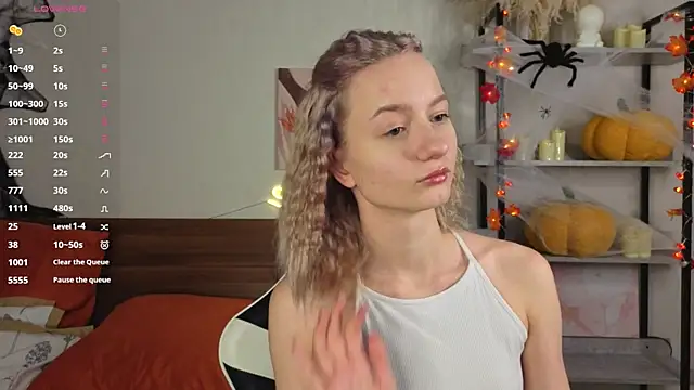 IdaValenti online show from November 5, 11:10 pm